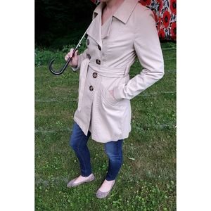 Old Navy beige light weight trench coat